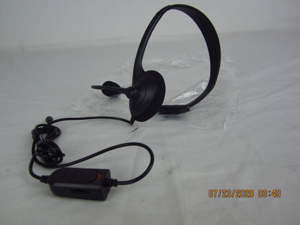 Essential Mono Wired Chat Headset for PS4 With mic & volume