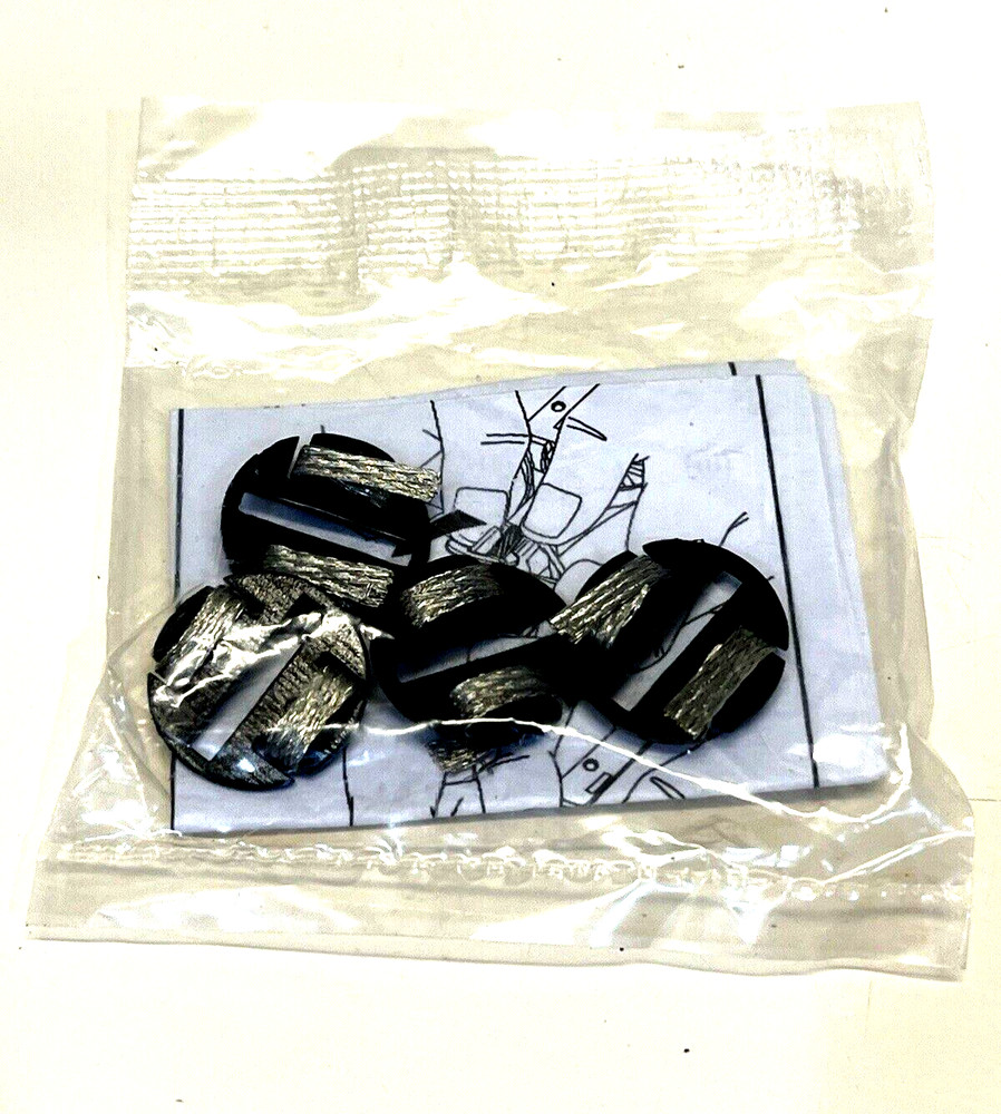 Scalextric 1/32 4 x Braid Plates Black New