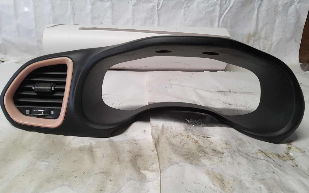 Instrument Cluster Bezel RENEGADE 15