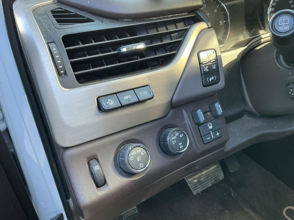 Fuse Box Engine Fits 15-20 ESCALADE 4938890