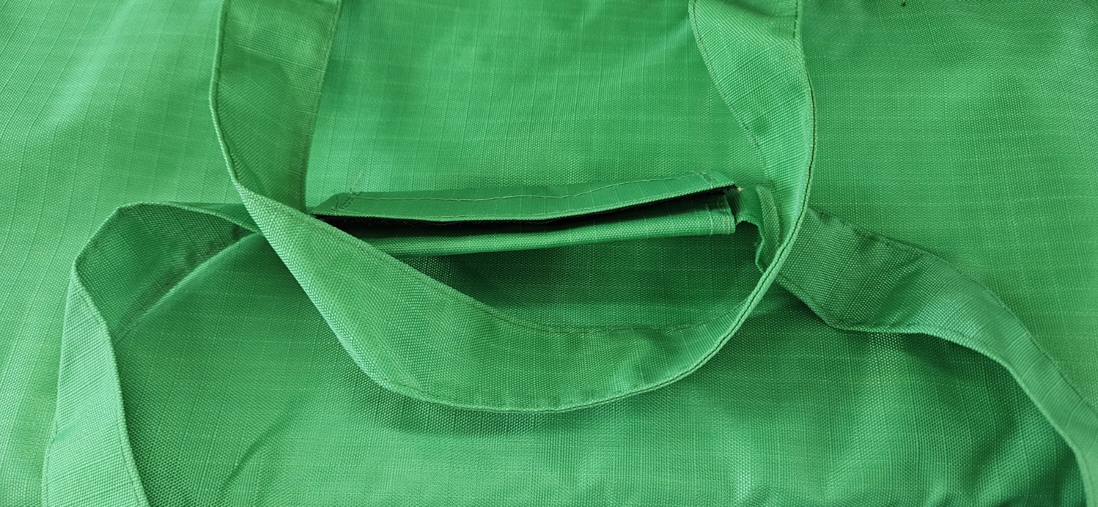 Brand New SHIPT XL Insulated Food Grocery Delivery Bag Green 21x8x13