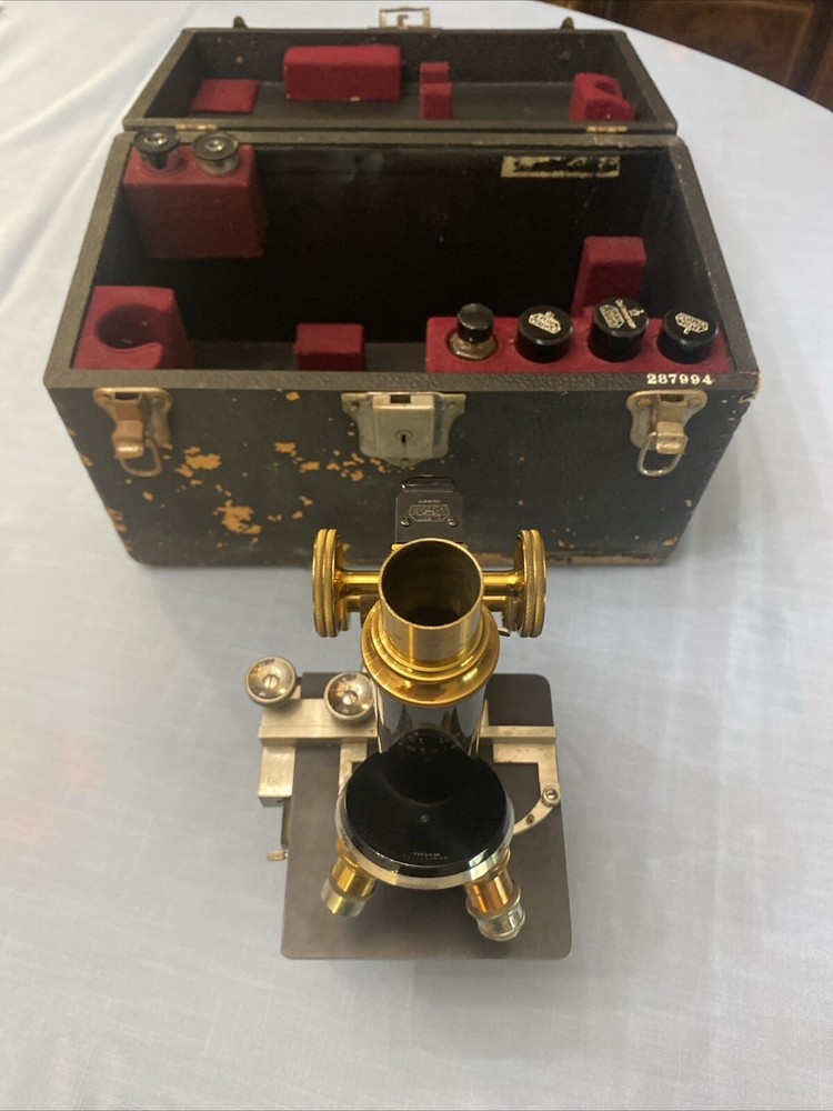 Vintage Ernst Leitz Wetzlar Microscope w/ Case & Extras