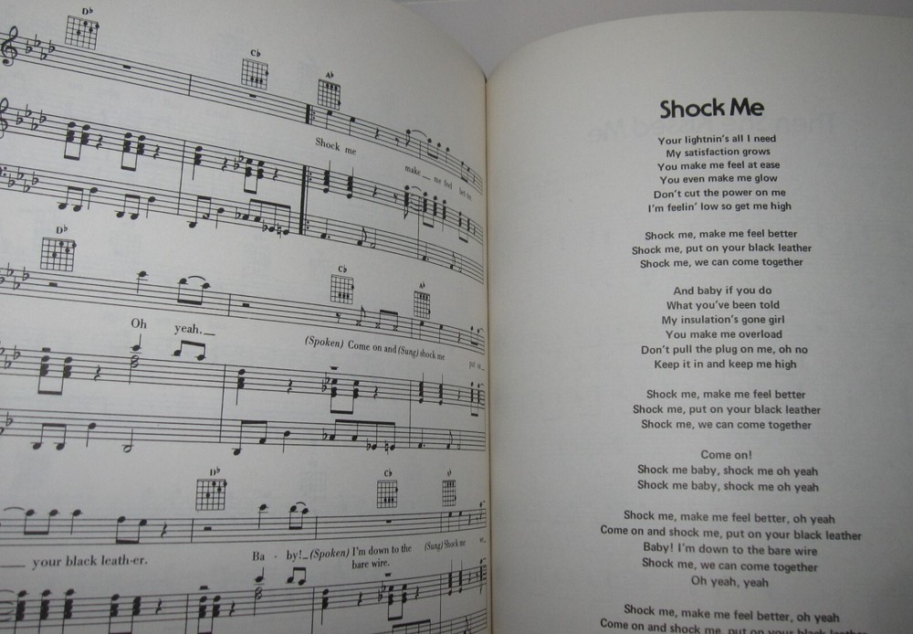 KISS LOVE GUN SONG BOOK 1977 OFFICIAL AUCOIN CASABLANCA VINTAGE GENE SIMMONS