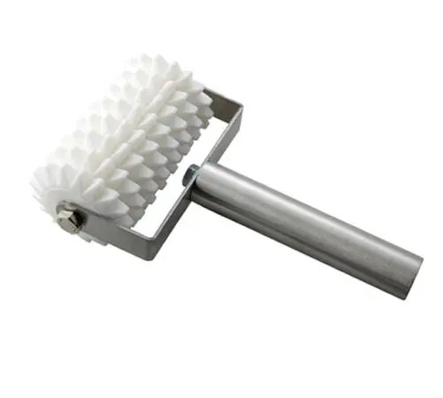 Winco RD-8 8 Wheel Dough Roller Docker