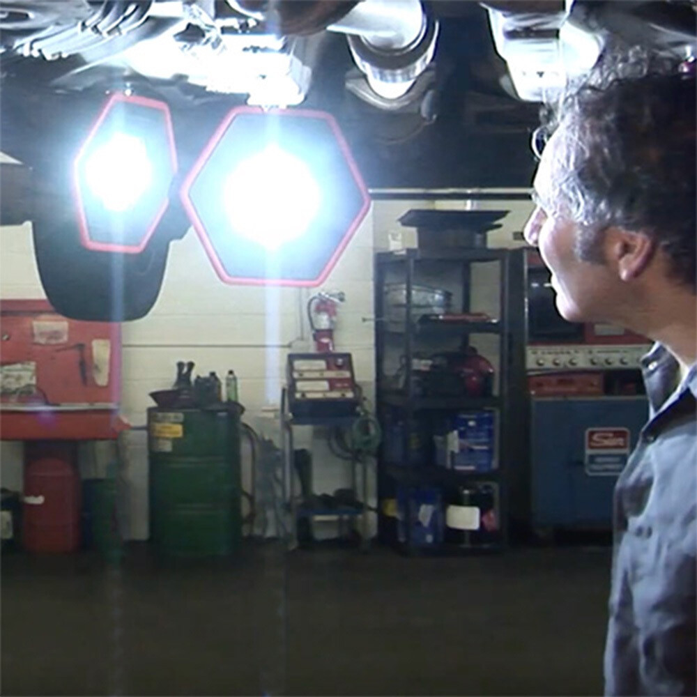 Maxxeon Lumenator® Professional Cordless Area Work Light