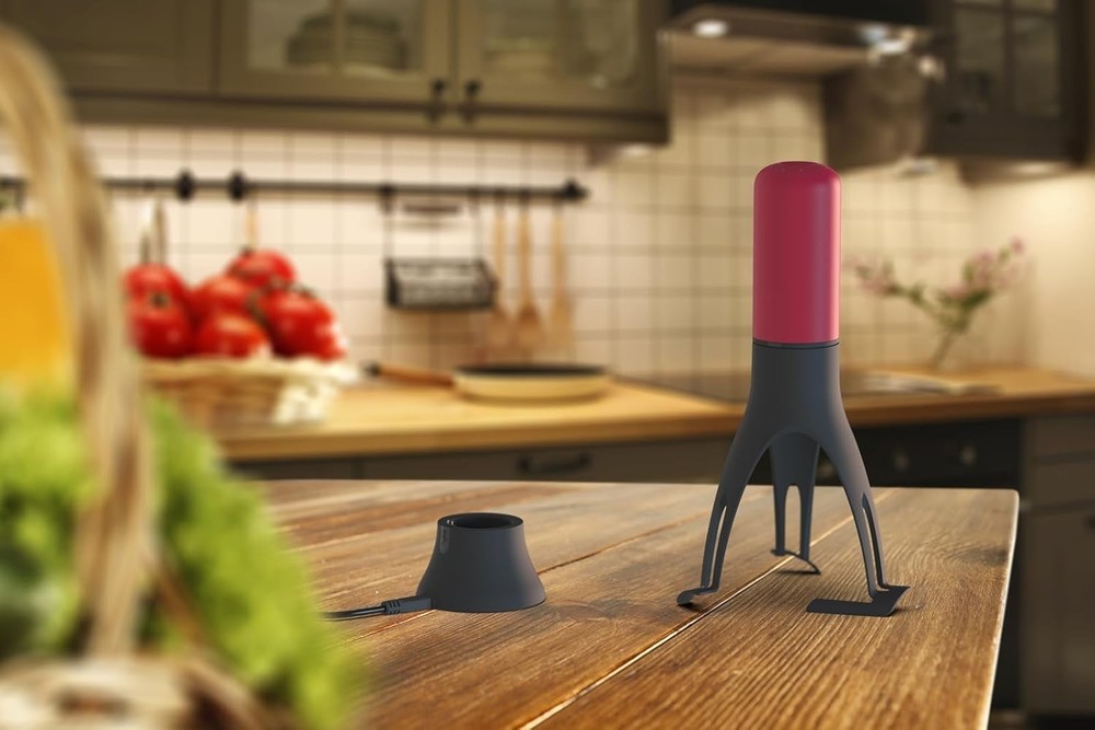 Effortless Cooking with Stirr Plus: Automatic Stirrer with USB Charging & Timer