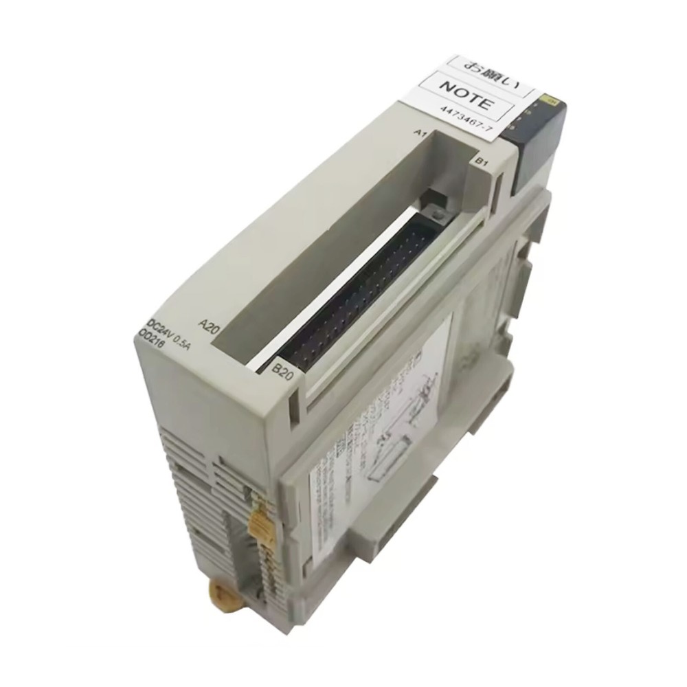 NEW OMRON CQM1-OD216 (CQM1OD216) PROGRAMMABLE CONTROLLER