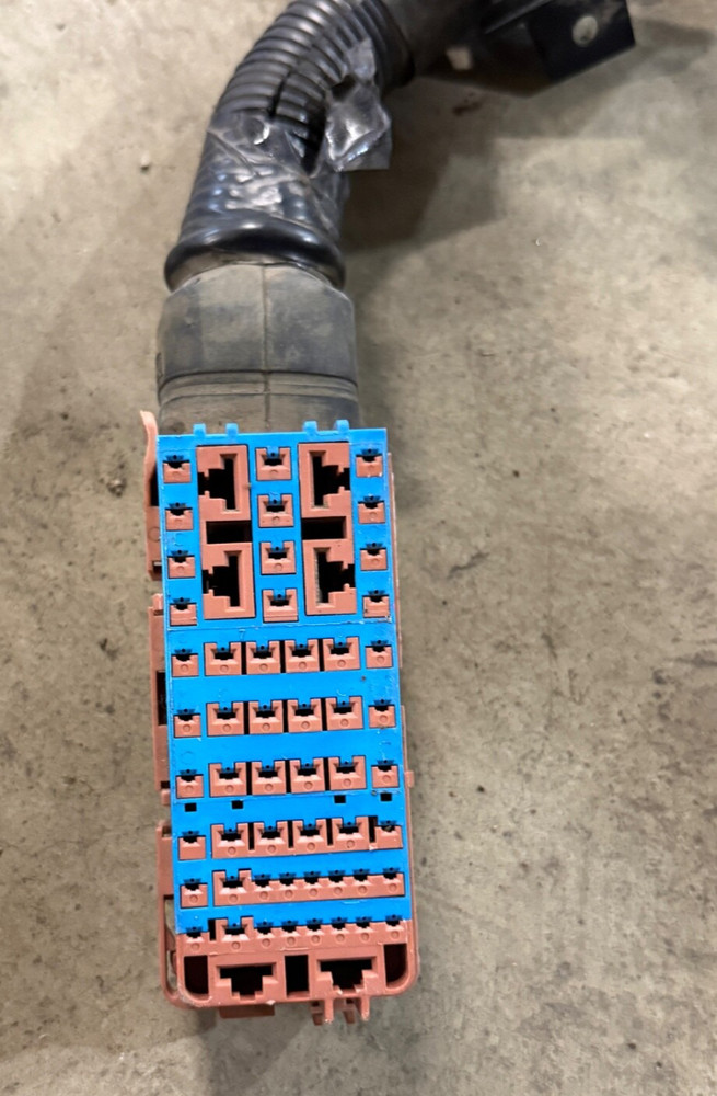 Forward Lamp Wiring Harness 23441365