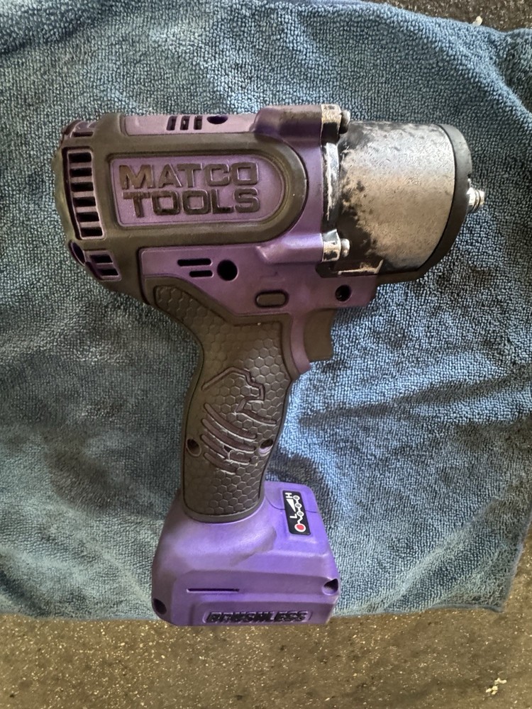 Matco Tools 3/8 Impact Wrench + 1 battery