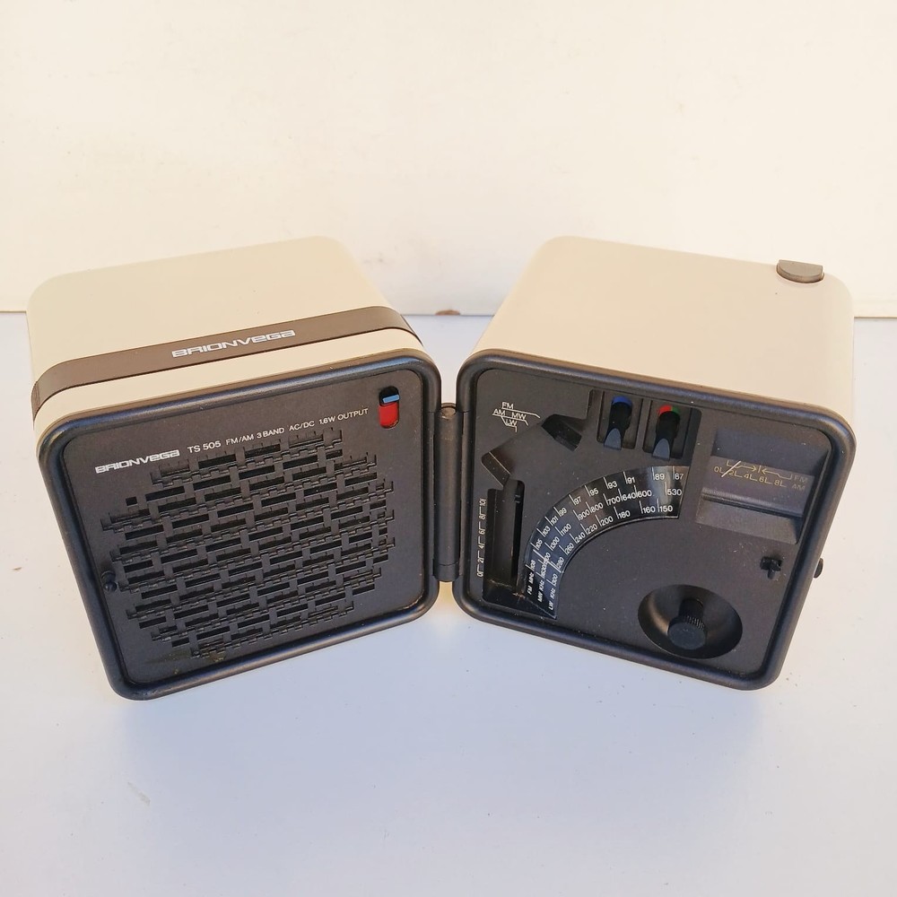 Brionvega Cube Radio