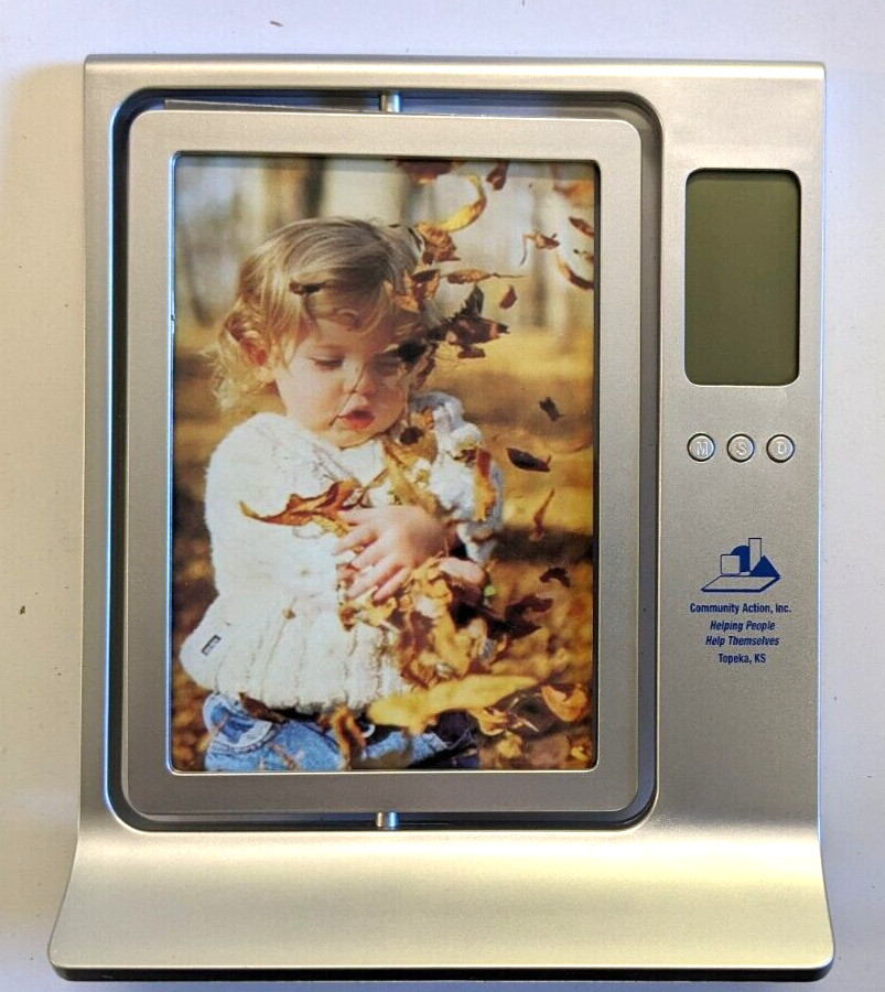 Desktop Lcd Clock with Revolving Photoframe