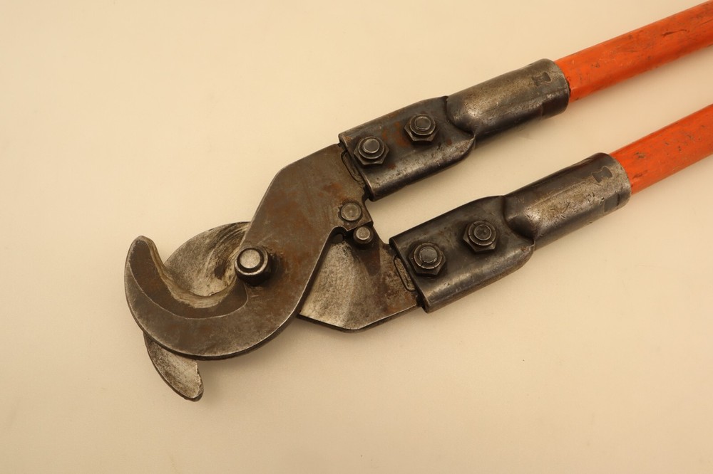 Unbranded 27" Cable Cutter