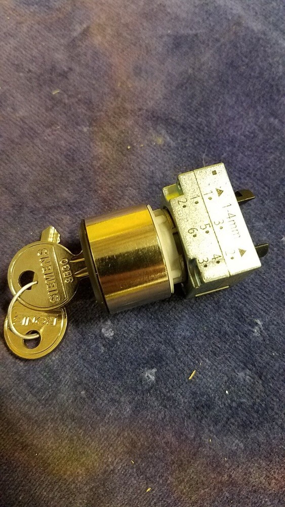 Siemens Key Selector Switch Operator 3SB3 500 4D01 Note! (No Contact Blocks)