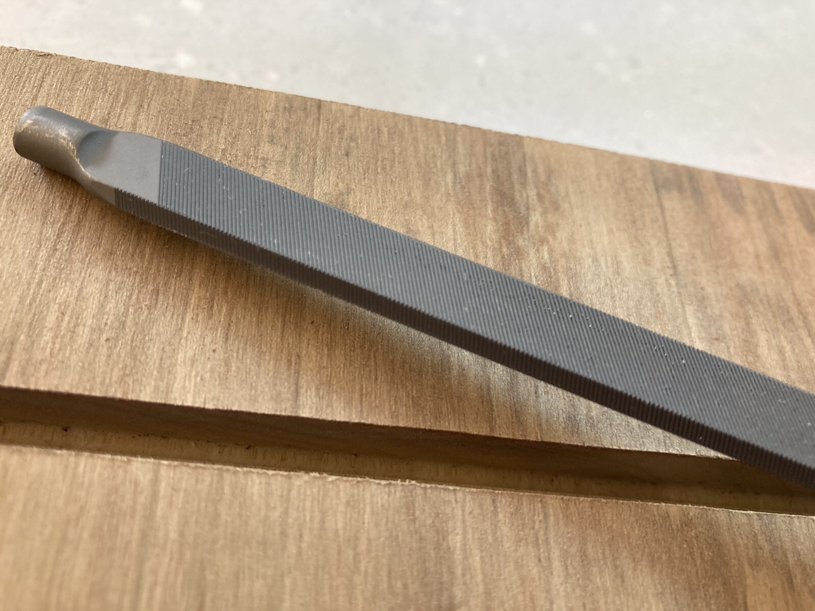 Vallorbe double bevel square chain file 2279