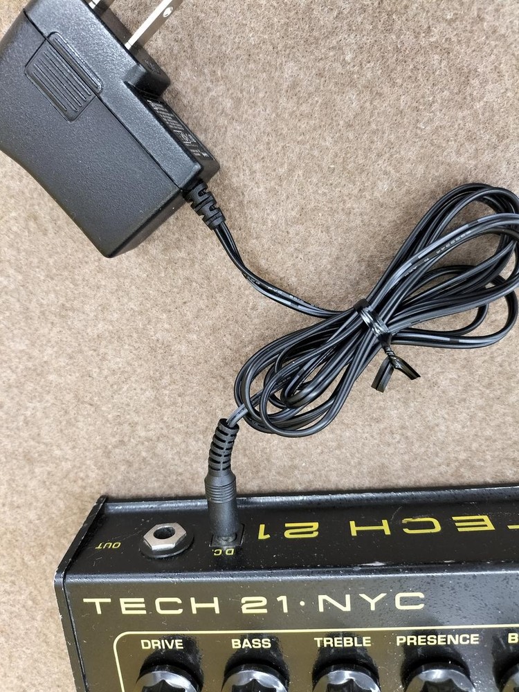 TECH21 SANS BASS DRIVER DI PROGRAM Prelifier