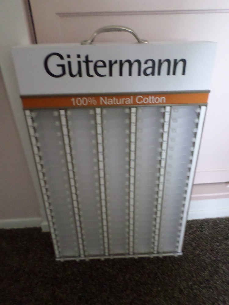 Guttermann Sewing Natural Cotton Thread Holder Spool RACK STORAGE DISPLAY CASE