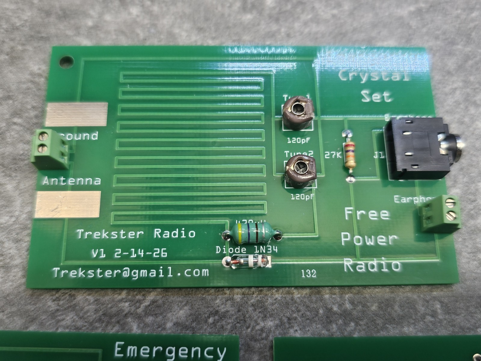 EMERGENCY CRYSTAL RADIO KIT - Build Your Own Crystal Radio !!!