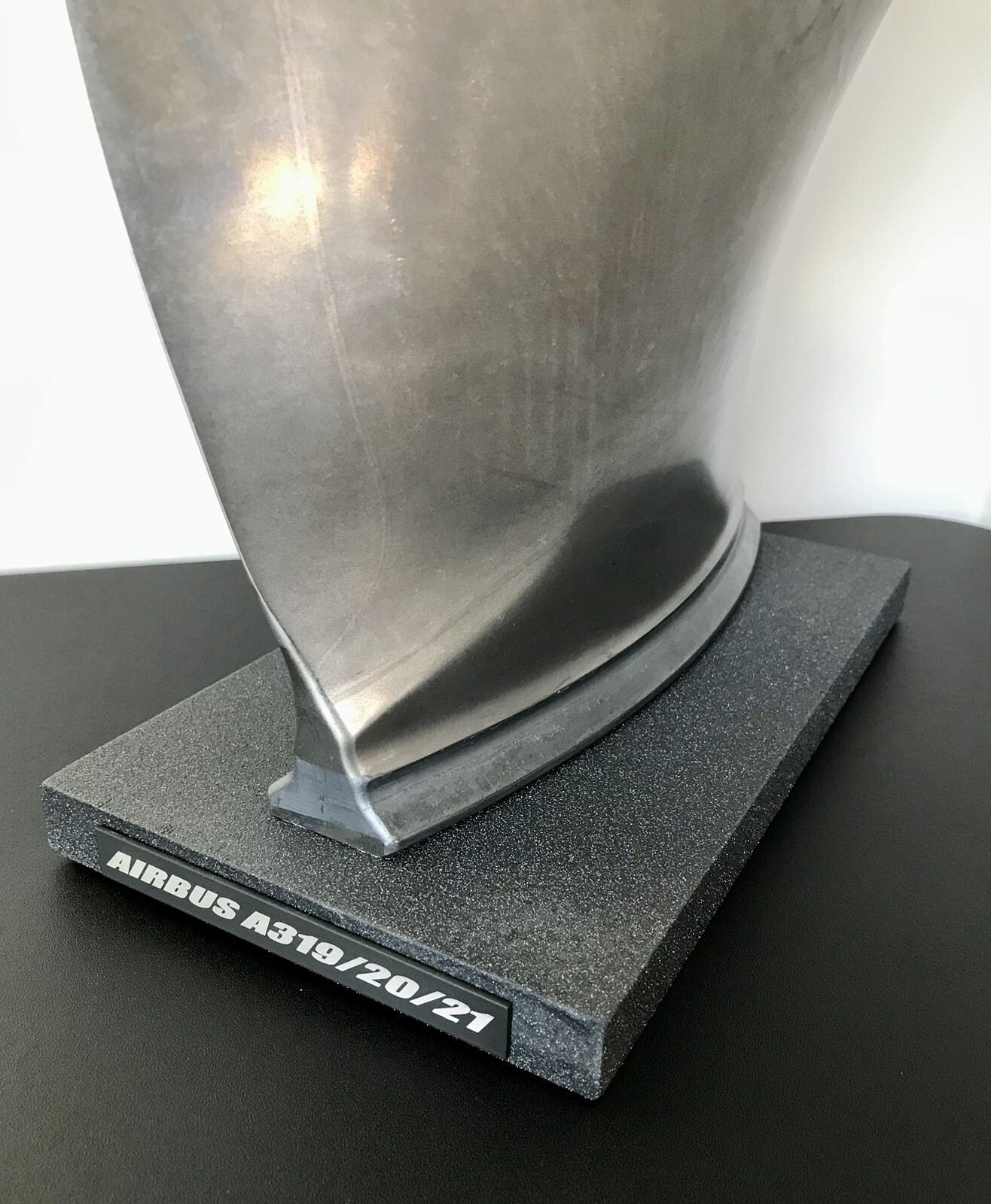 Airbus A320 Titanium Jet Engine Fan Blade. Rolls Royce disk airline Pilot Gift