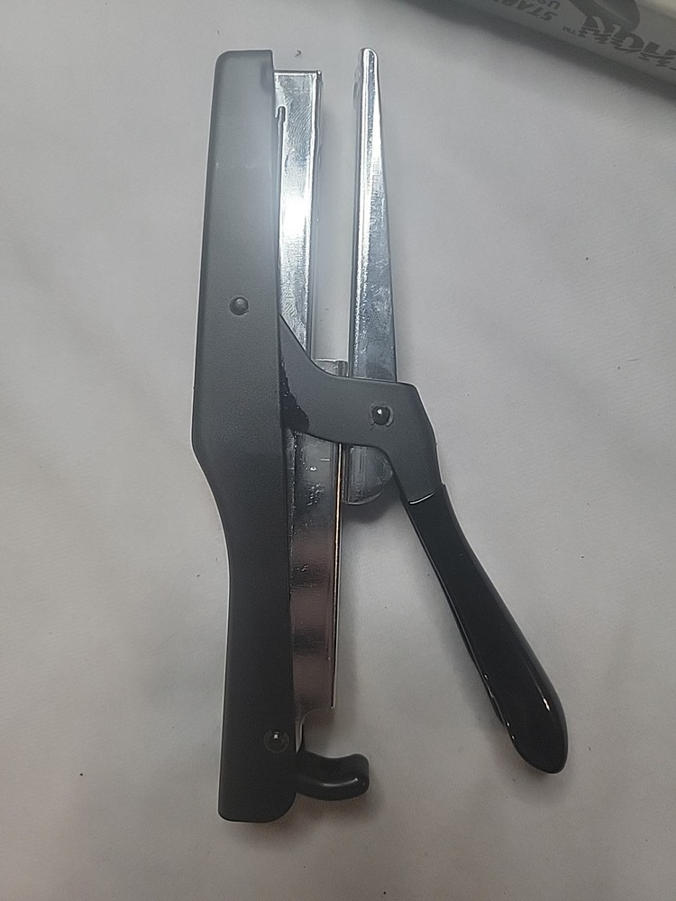Bostitch Python Stapling Plier P3-IND