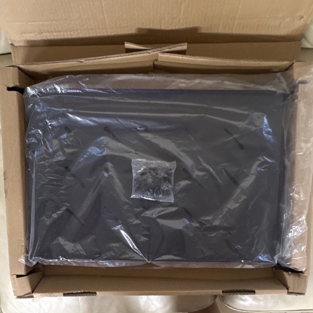 AEONS Rackmount Bracket Metal Panel with Ventilation Slots