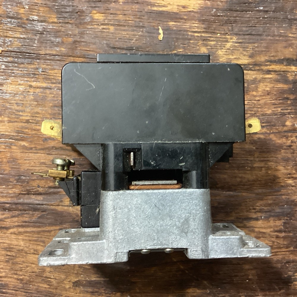 M&A 14332 Definite Purpose Contactor