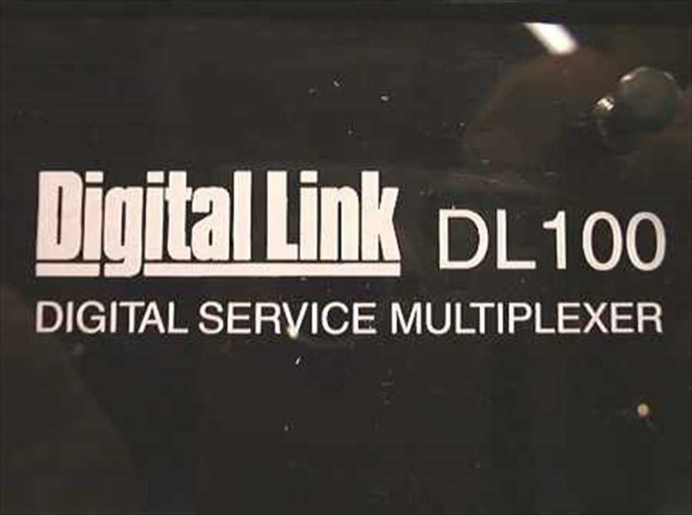 Digital Link DL100 Encore T1 Digital Service Data Multiplexer - Powers On -