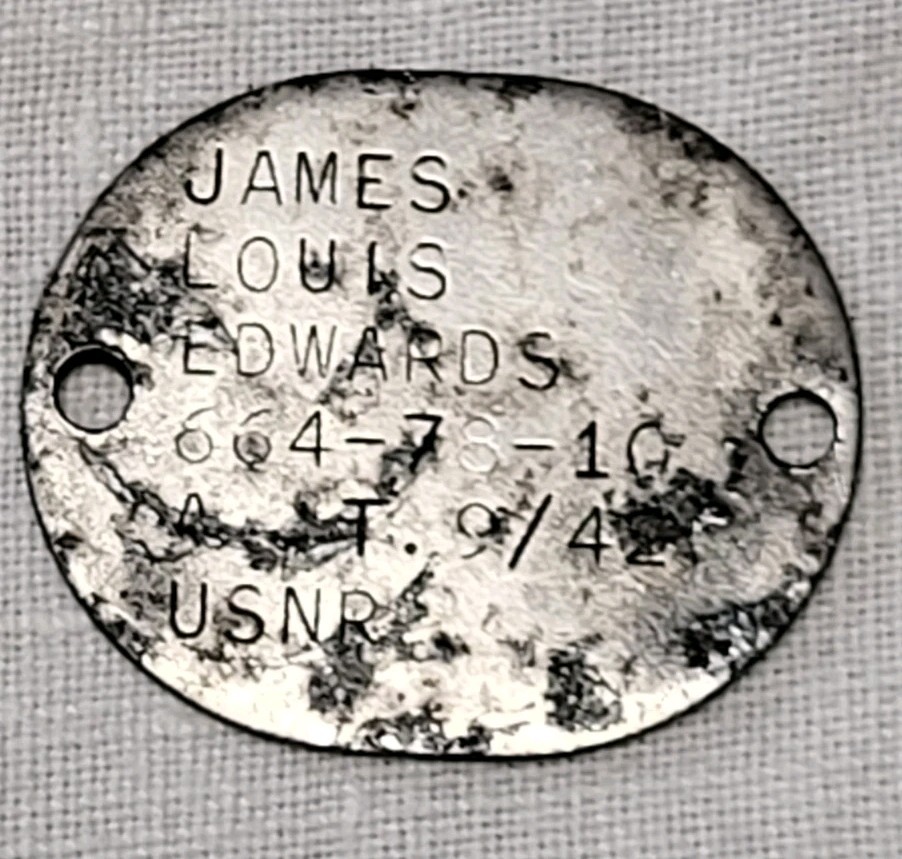 WWII Dog Tag 1942 Acid Thumbprint On Back