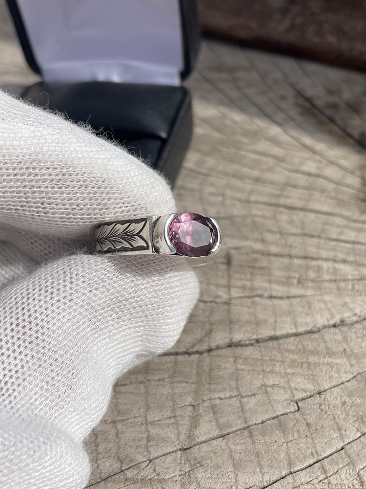 Handmade And Engraved Silver Ring With Zircon Size 9