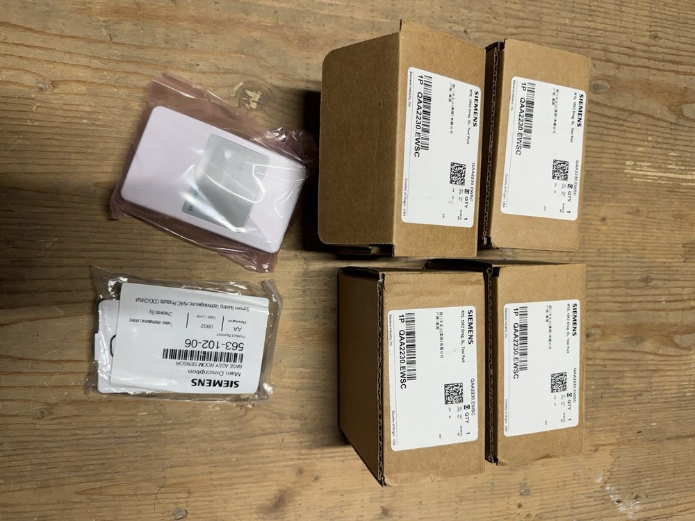 Siemens — QAA2230.EWSC Room Temperature Sensor