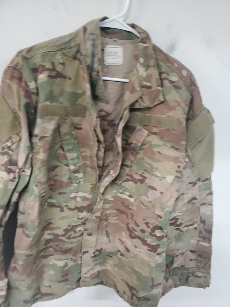 US ARMY ISSUE  MULTICAM  -  FLAME RESISTANT medium REGULAR jacket top