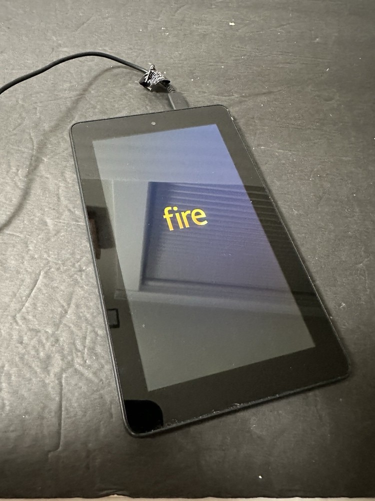 Amazon Fire 5th Gen Wi-Fi SV98LN! As Is! Untested —-A34—