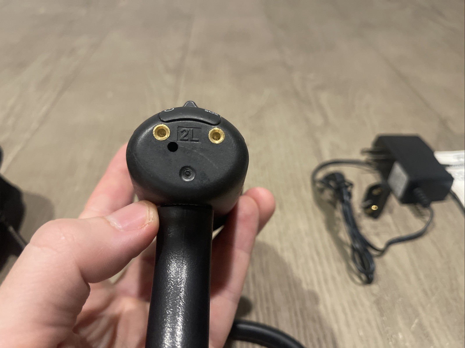 TUSA TUL-600 LED Dive Light With Case, Charger, and Manual