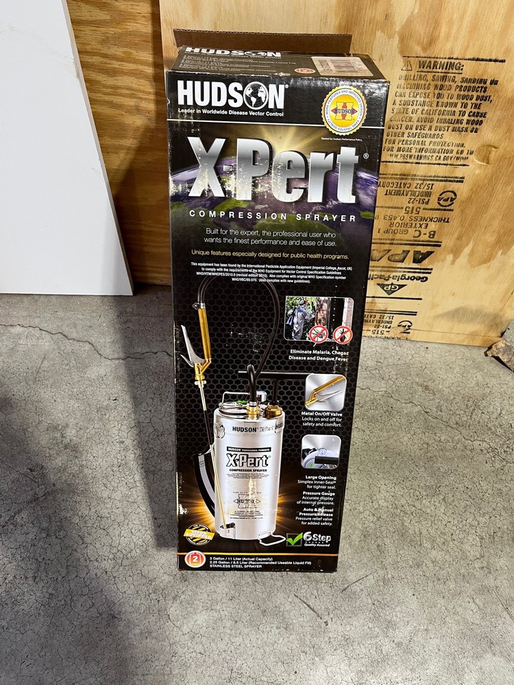 New Hudson X-Pert 3 Gallon Compression Sprayer