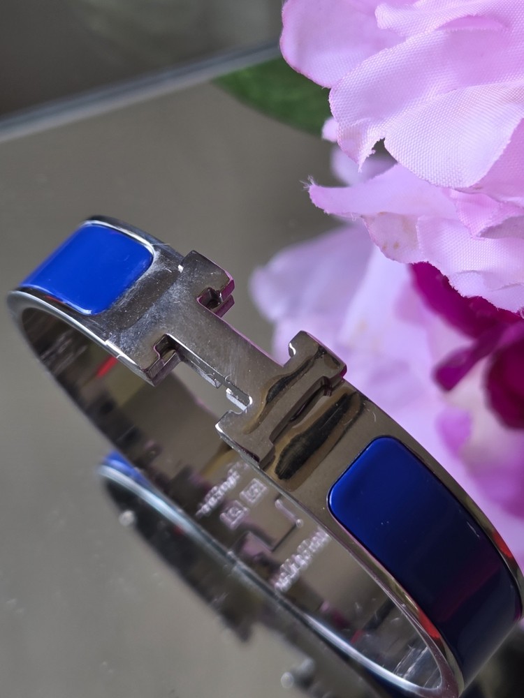 Blue~ SILVER Tone Open Bangle Bracelet  Enamel H-Style Clasp