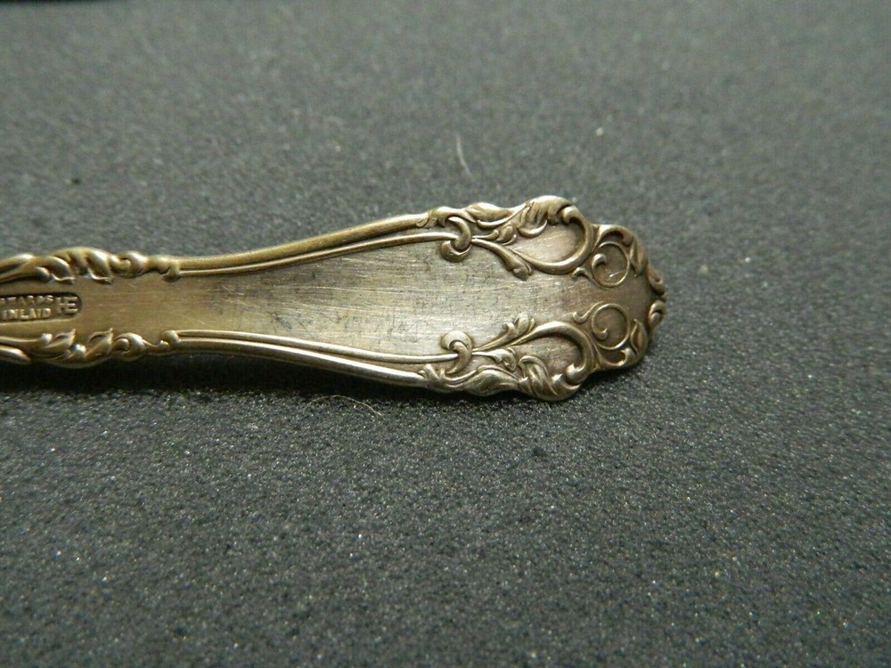 *HOLMES AND EDWARDS Silverplate "IMPERIAL" SUGAR AND TEASPOON