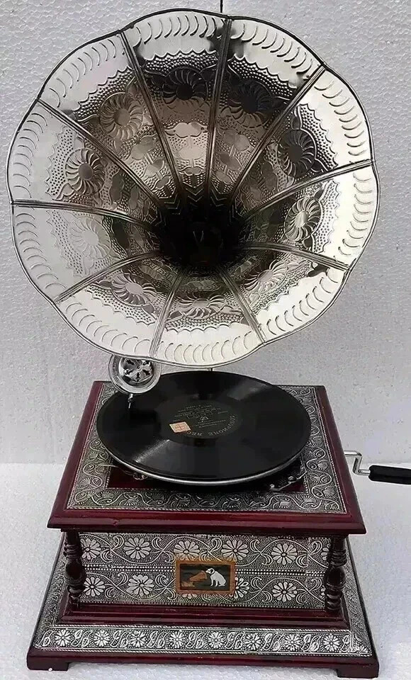 Antique Gramophone, Fully Functional Working Phonograph, win-up record player