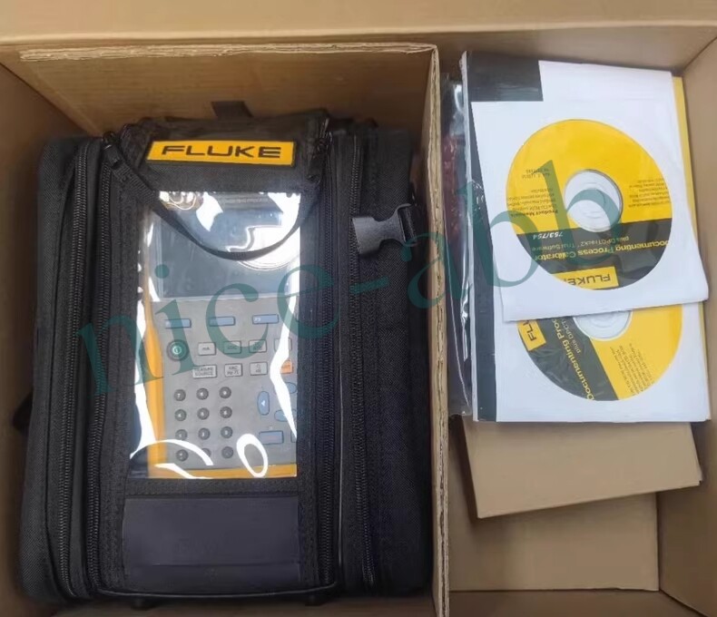 726 Precision Multifunction Process Calibrator 726