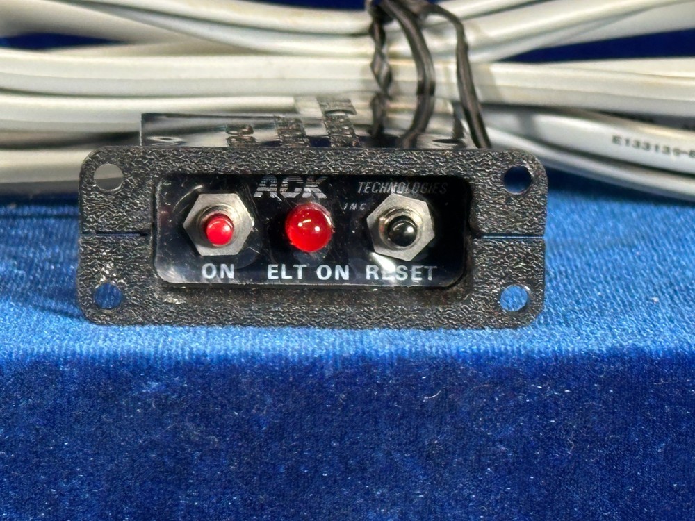 ACK REMOTE SWITCH ELT + CABLE P/N: ACK E-01 , E-04