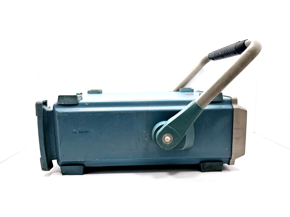 TEKTRONIX 2797 HIGH PERFORMANCE 100HZ - 7.1GHZ SPECTRUM ANALYZER