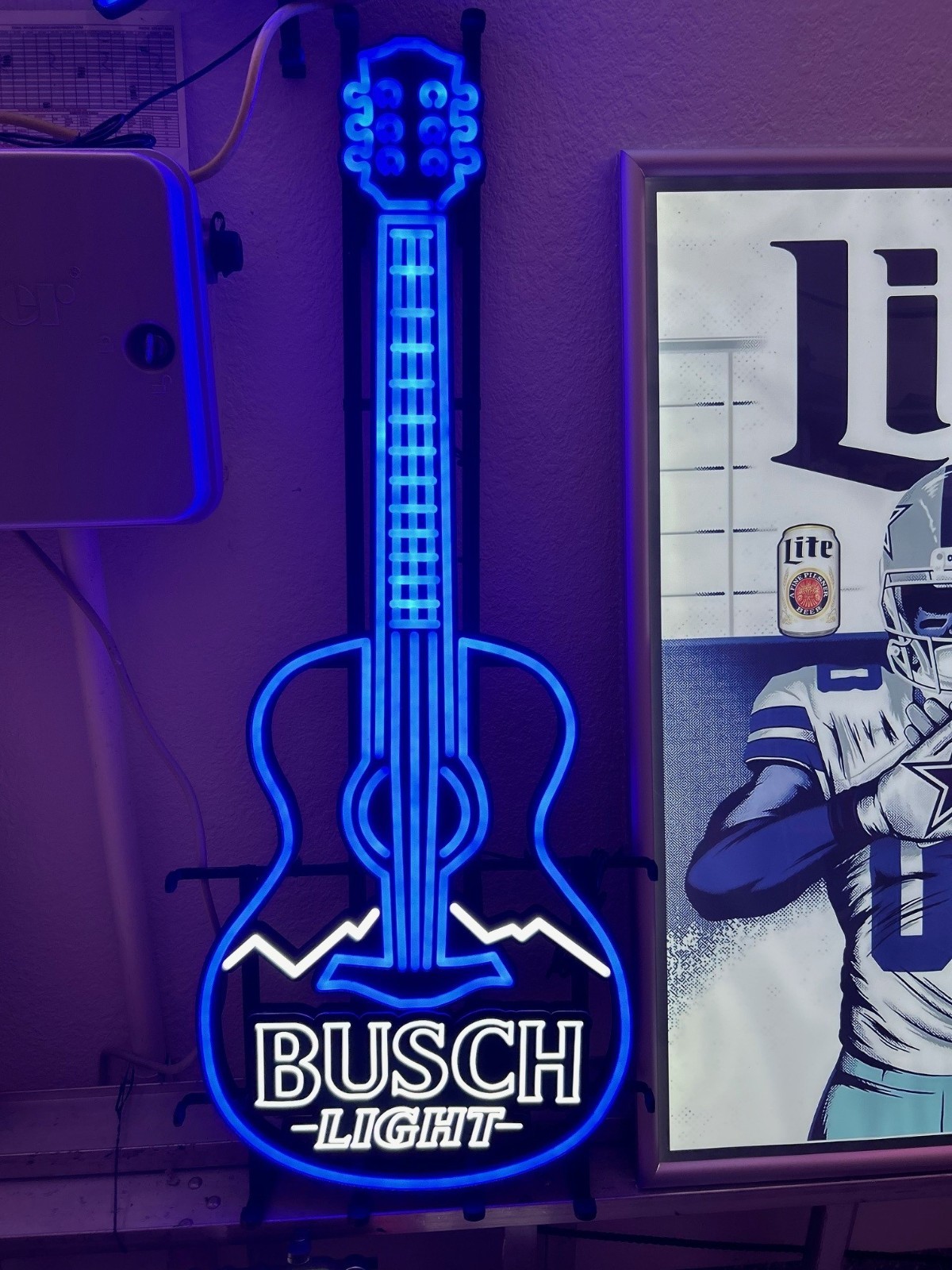 BUSCH LIGHT GUITAR LED BEER BAR SIGN MAN CAVE GARAGE DECOR LIGHT NEW LARGE 40'