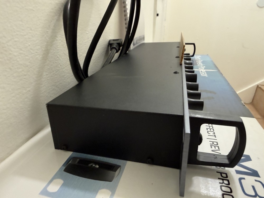 TC Electronic M350 Dual Engine Effects Processor Rack Mount w/ Power Cord WORKS