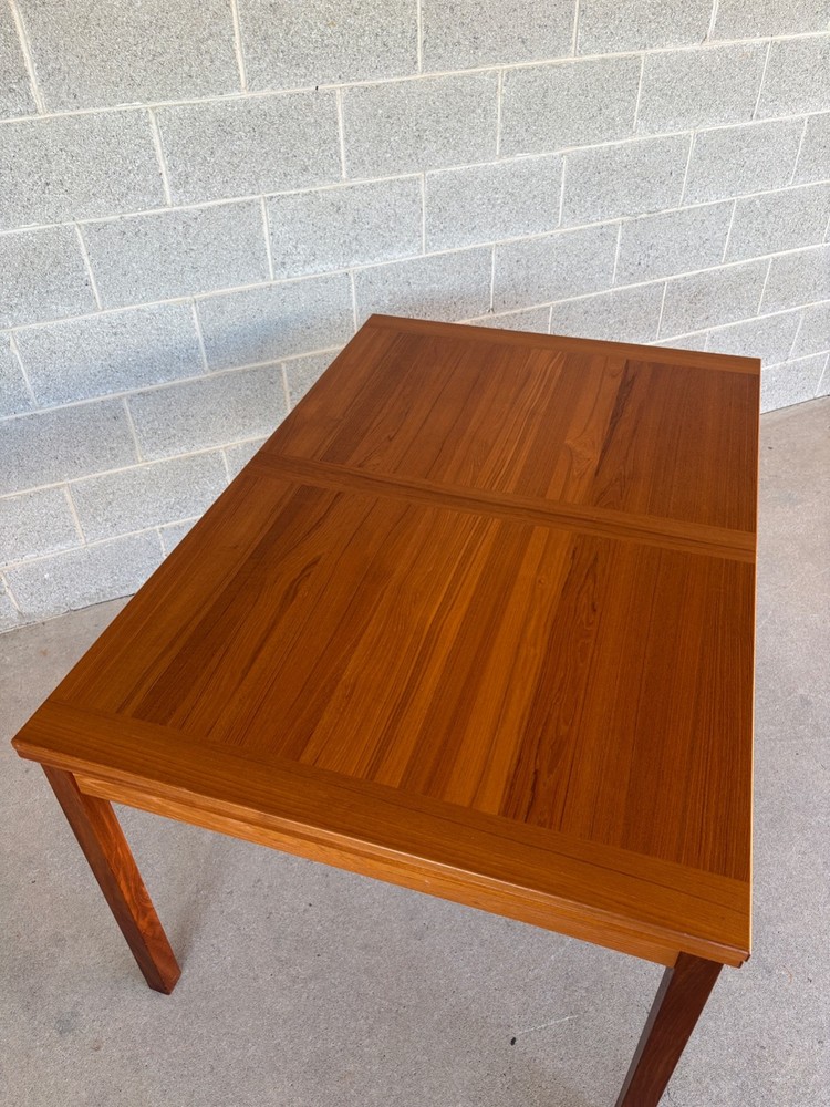 ANSAGER MOBLER 92 "DANISH MODERN TEAK TWIN LEAF EXTENSION DINING TABLE