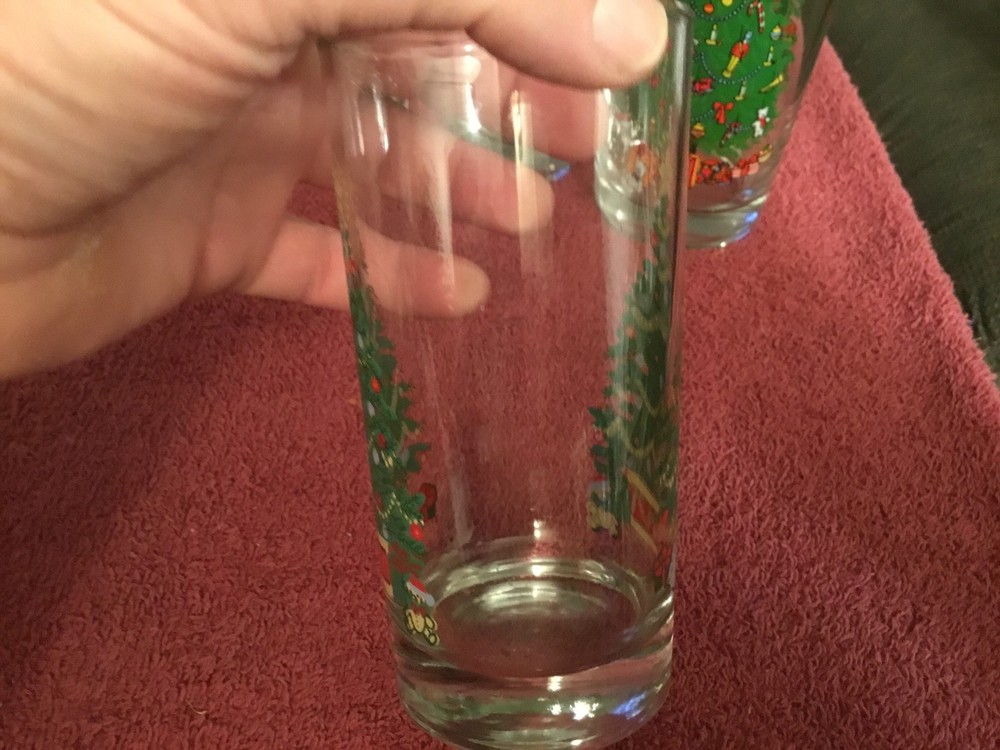 6 Assorted Christmas Drinking Glasses
