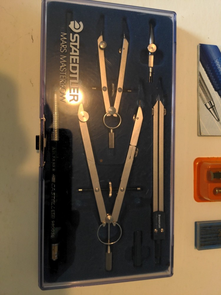 straedtler mars masterbow drafting/drawing set