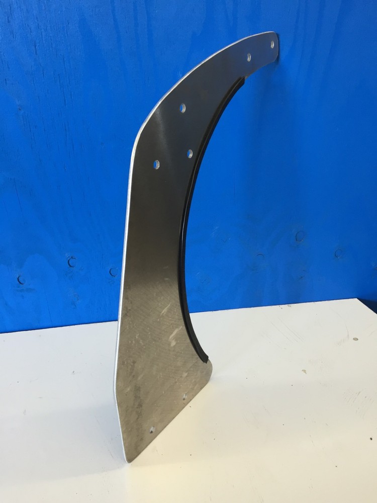 Peterbilt Tank Step Side Support Bracket - 26"