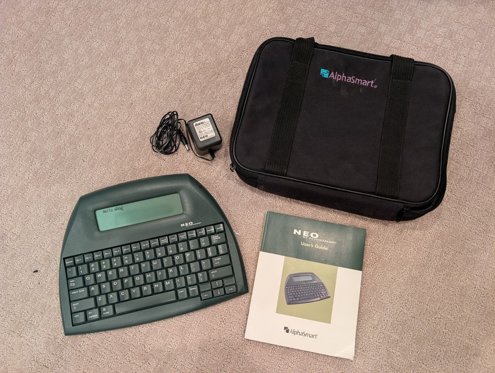 AlphaSmart NEO Word Processor COMPLETE w/ OEM Case, Manual, Power Adapter