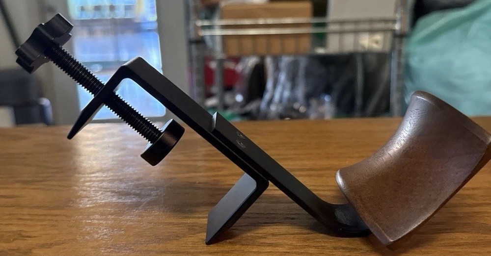 Creative Headset Rack Sturdy Earphone Stand for Desk