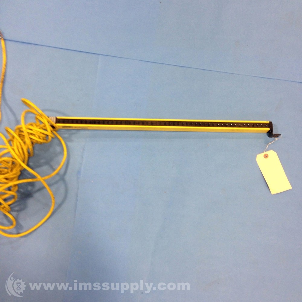 Banner USR2412YI Ultrasonic Sensor 2714