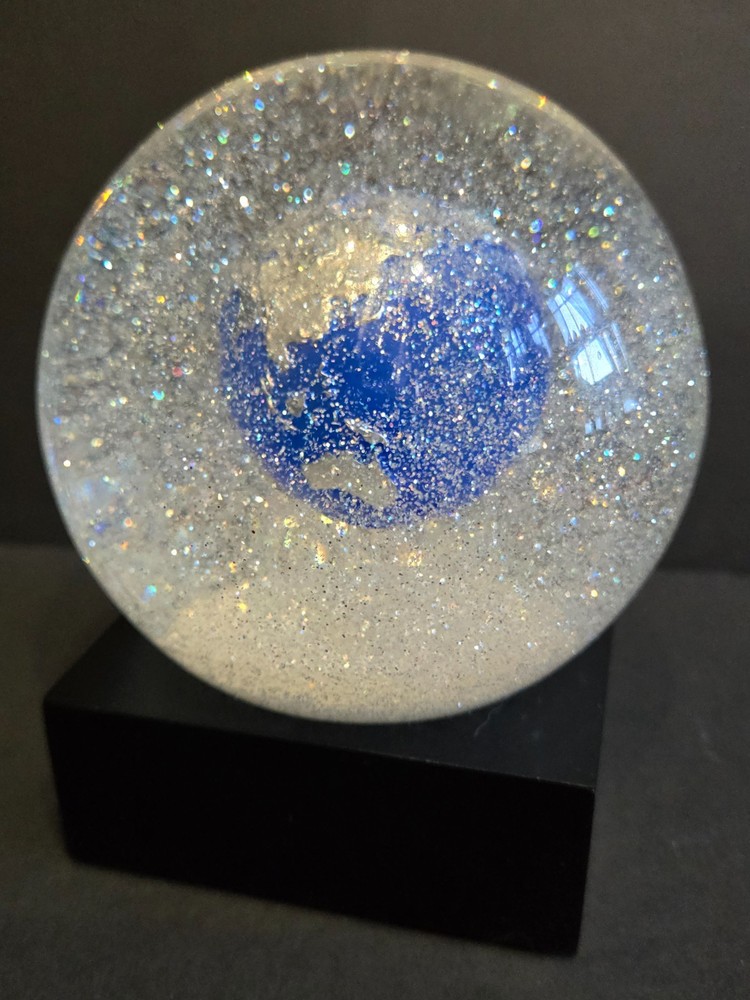 Blue Earth Snow Globe By CoolSnowGlobes