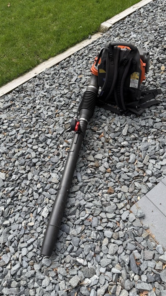Husqvarna BT150 Backpack Leaf Blower